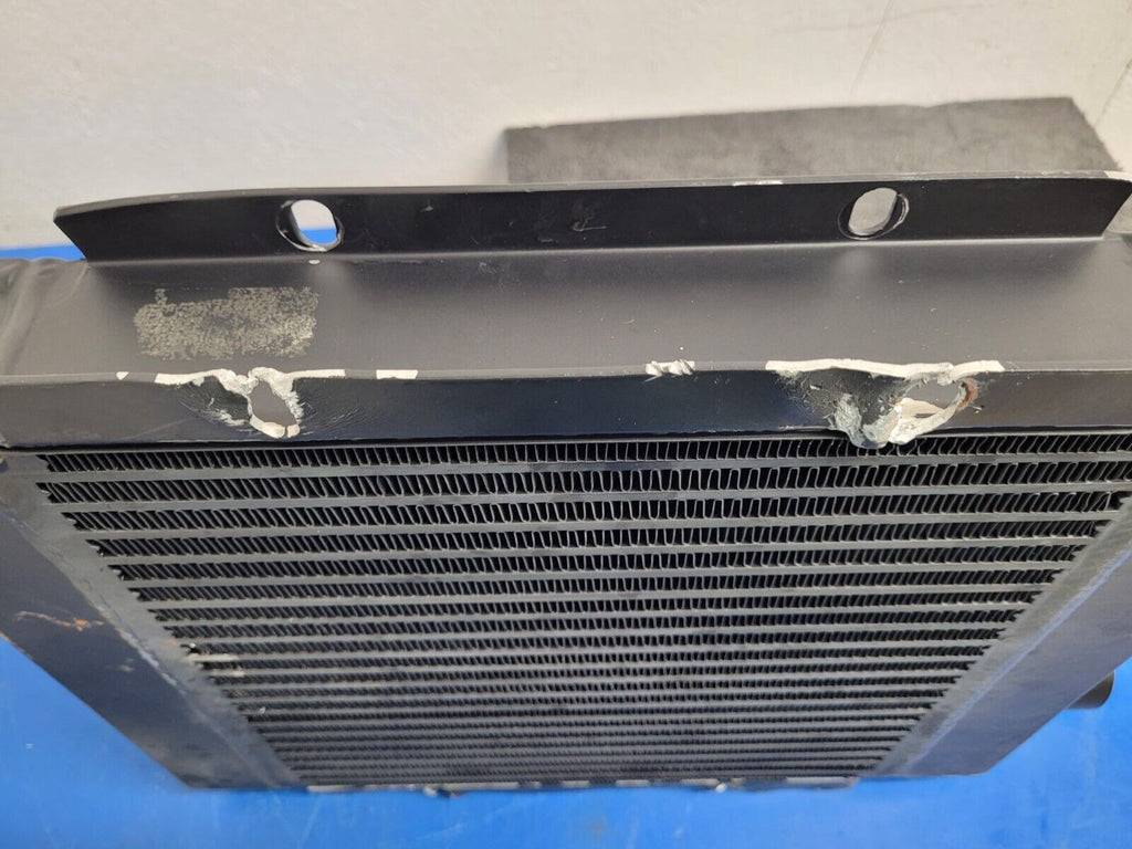 American Cooling Systems Hydraulic Oil Cooler Radiator 24714AM Damaged Mounts F