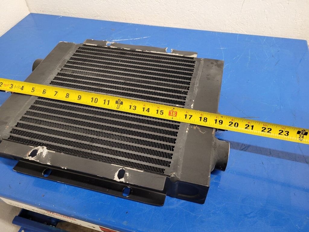 American Cooling Systems Hydraulic Oil Cooler Radiator 24714AM Damaged Mounts F