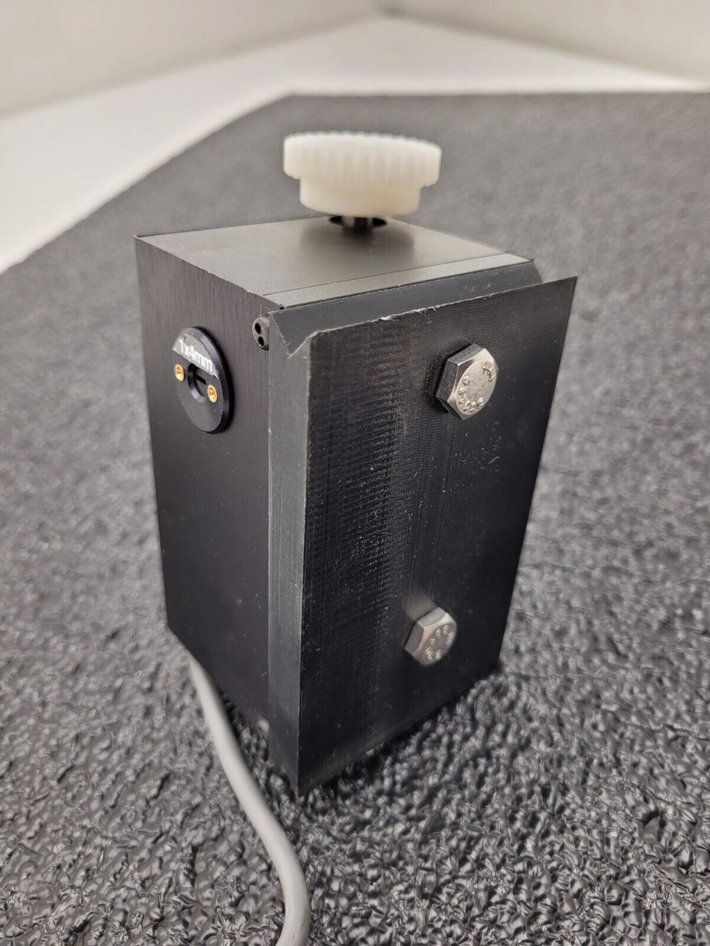 Optometrics SMC1-06 150nm/Rev Scanning Mini-Chrom Monochromator DIXI-0004
