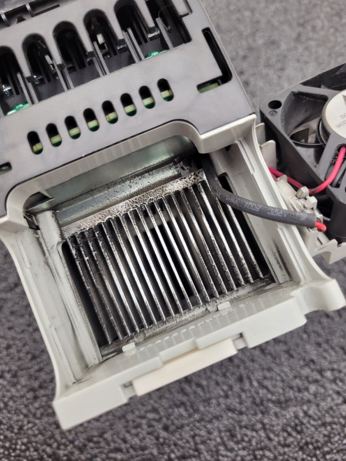 Allen Bradley 25B-D6P0N104 /A PowerFlex 525 EtherNet AC Drive 480V 6A 3HP 2.2kW