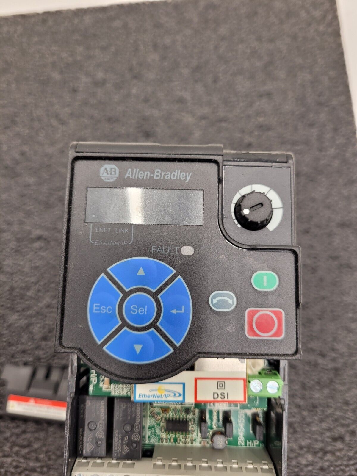 Allen Bradley 25B-E4P2N104 /A PowerFlex 525 EtherNet AC Drive 480V 6A 3HP 2.2kW