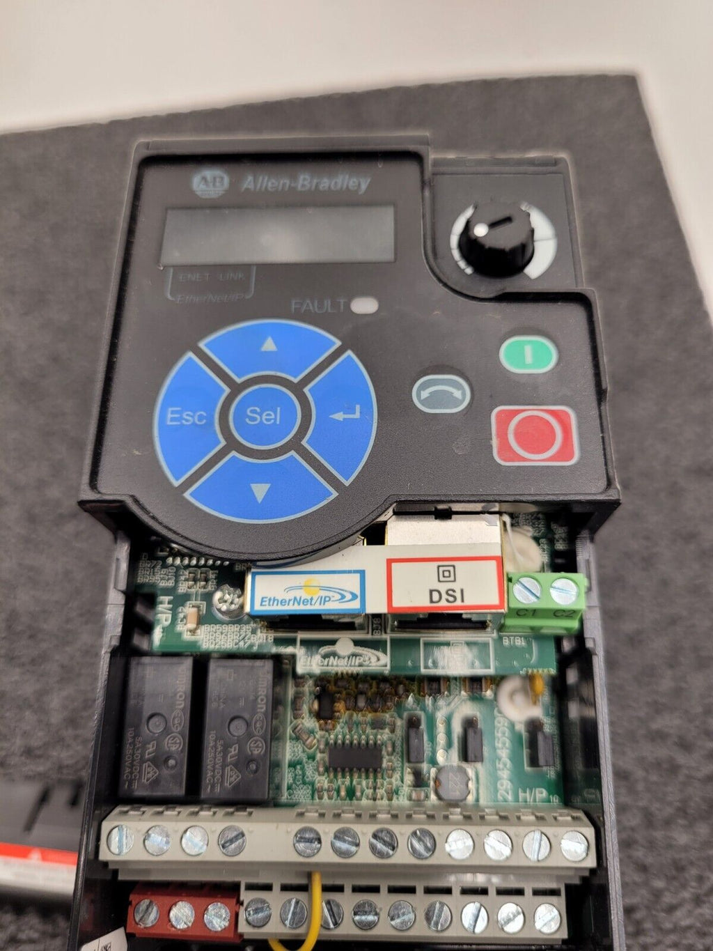 Allen Bradley 25B-E4P2N104 /A PowerFlex 525 EtherNet AC Drive 480V 6A 3HP 2.2kW