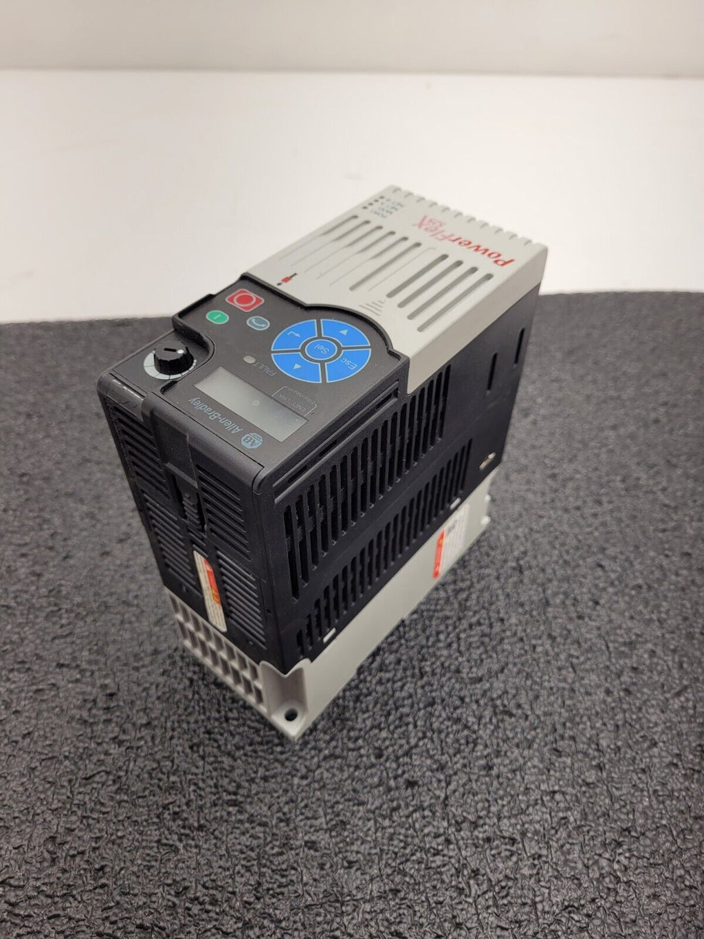 Allen Bradley 25B-E4P2N104 /A PowerFlex 525 EtherNet AC Drive 480V 6A 3HP 2.2kW