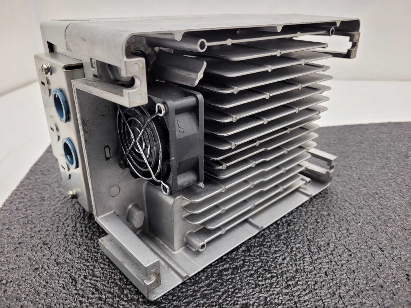 Allen Bradley 20AD5P0A0AYNNRNN /A PowerFlex 70 480V 3HP AC VFD Motor Drive