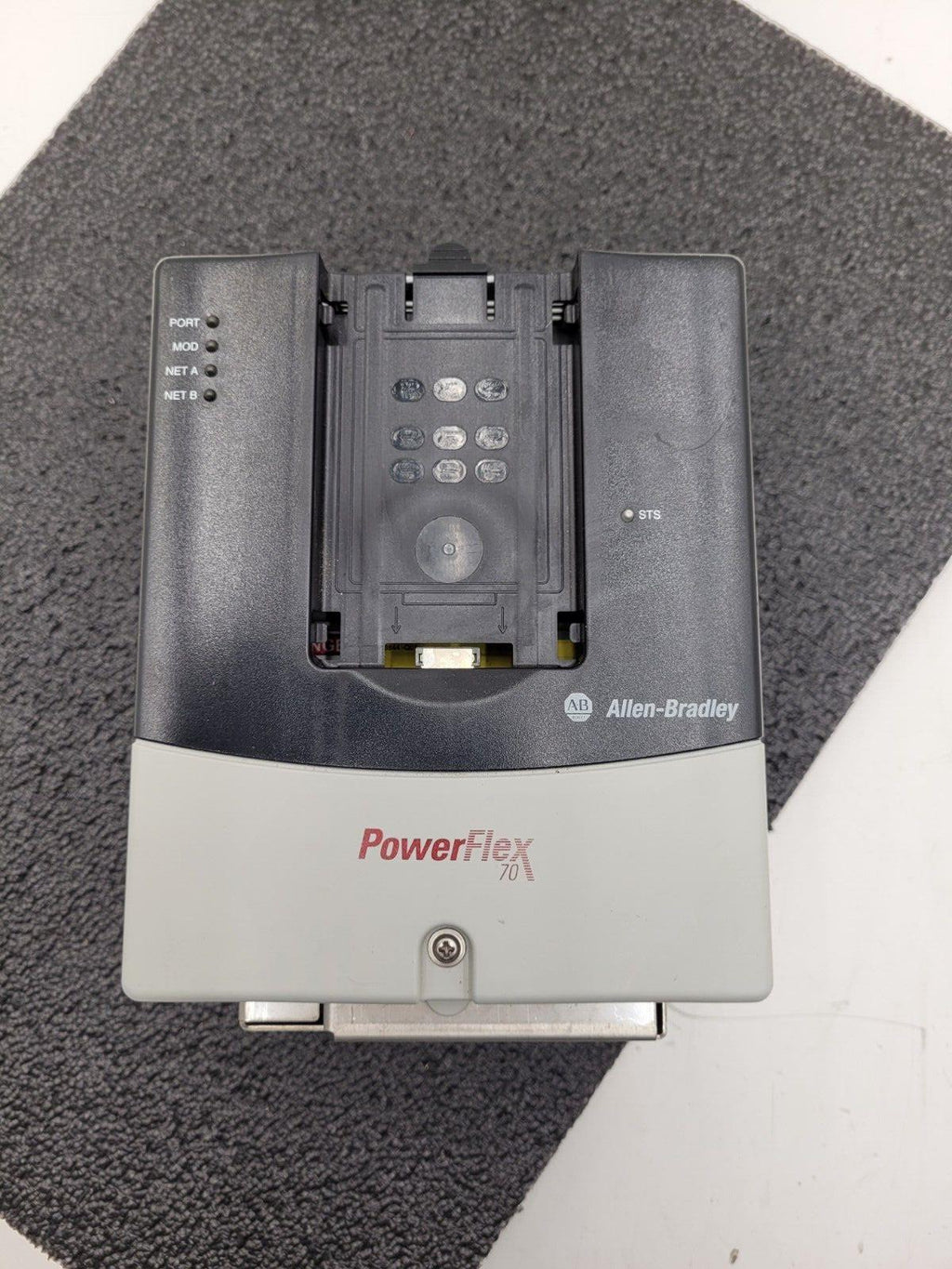 Allen Bradley 20AD5P0A0AYNNRNN /A PowerFlex 70 480V 3HP AC VFD Motor Drive