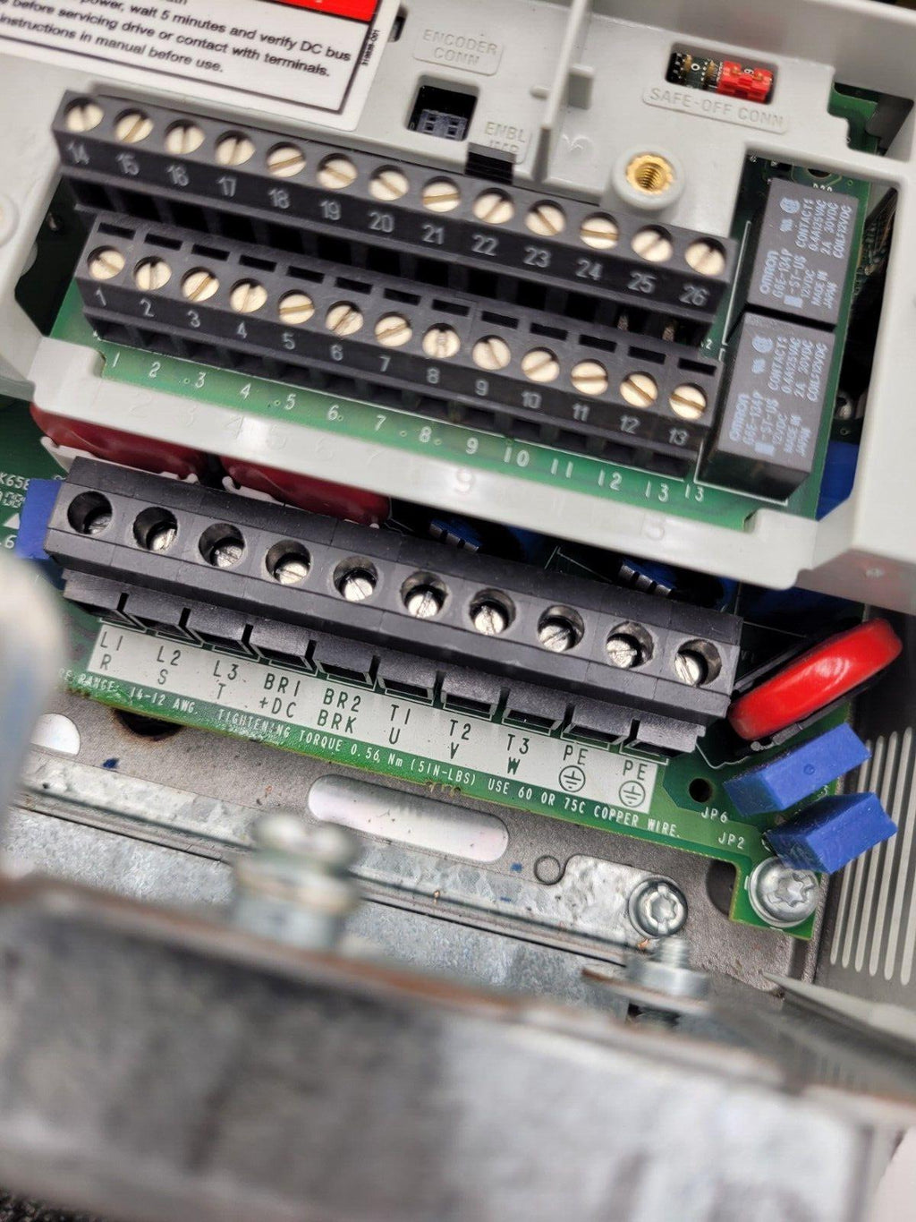 Allen Bradley 20AD8P0A0AYNNNC0 /A PowerFlex 70 480V 5HP AC VFD Motor Drive