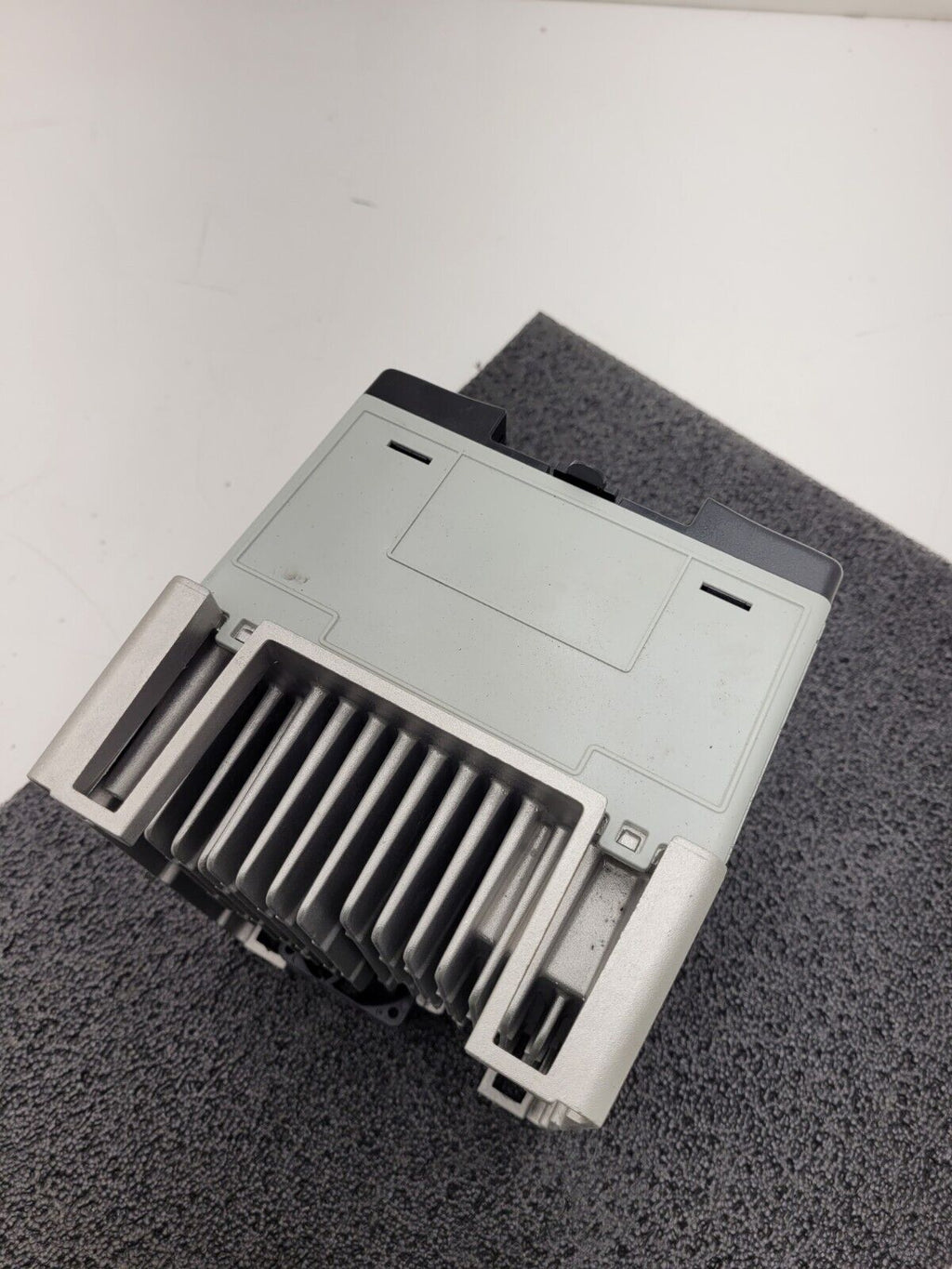 Allen Bradley 20AD8P0A0AYNNNC0 /A PowerFlex 70 480V 5HP AC VFD Motor Drive