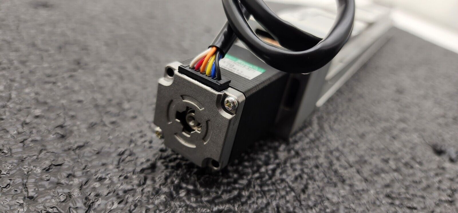 SMC Electric Linear Screw Driven Actuator LEFS16B-128-X694 Stepper Motor