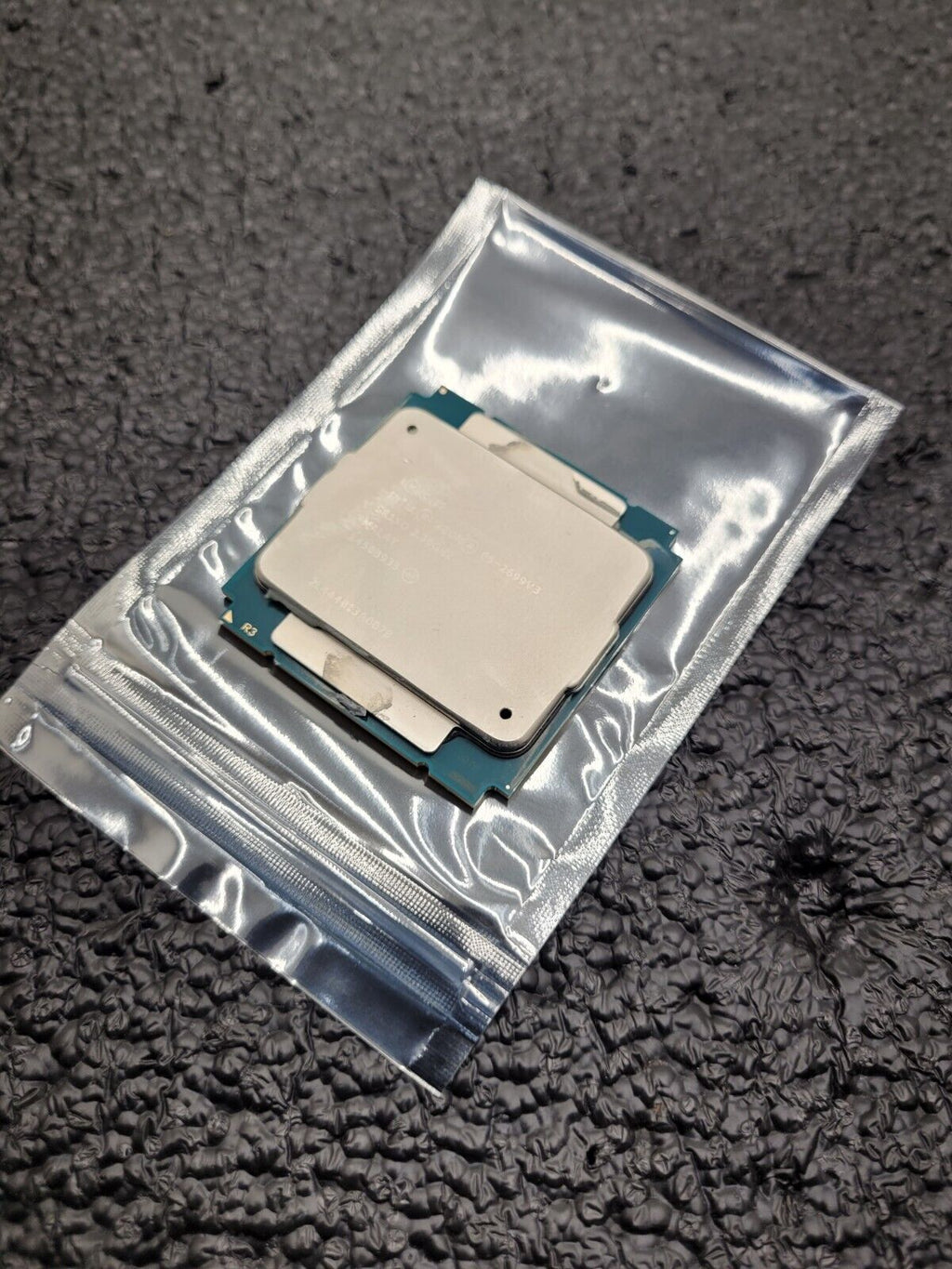 Intel XEON E5-2699V3 CPU PROCESSOR 18 CORE 2.30GHZ SR1XD 145W