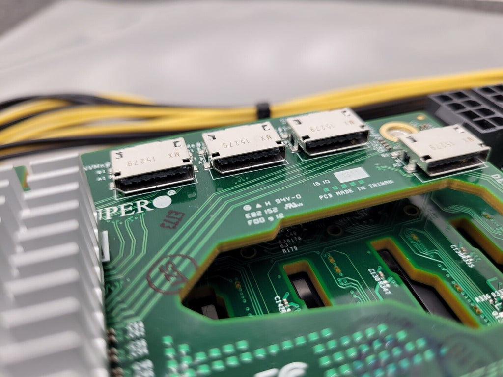 Supermicro BPN-NVME3-216EB / 2x BPN-NVME3-216EL NVME 24 Drive NVMe 2U Backplane