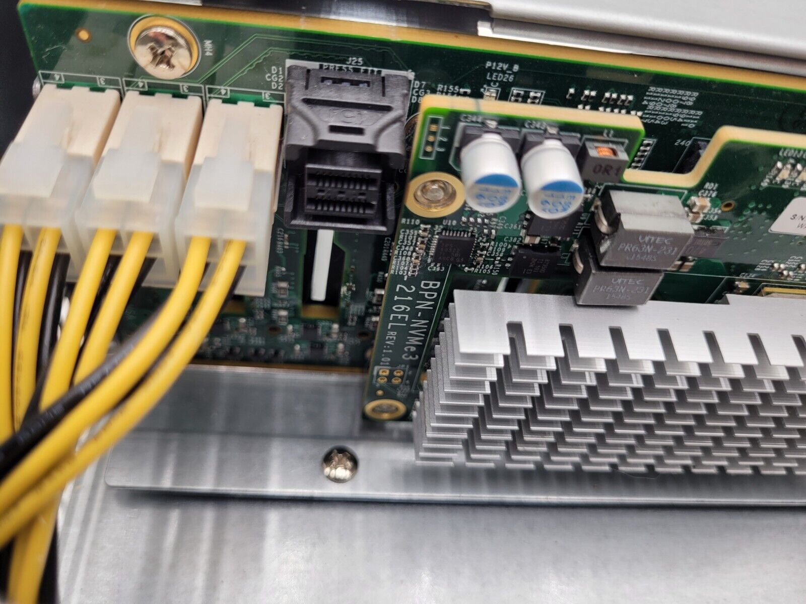 Supermicro BPN-NVME3-216EB / 2x BPN-NVME3-216EL NVME 24 Drive NVMe 2U Backplane