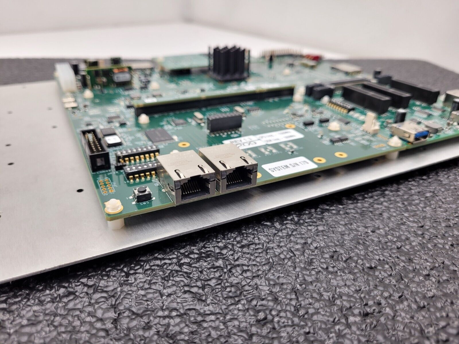 Marvell DB-88F7040-Modular Development Board SLM-1546-V1 Rev 1.0 DDR4