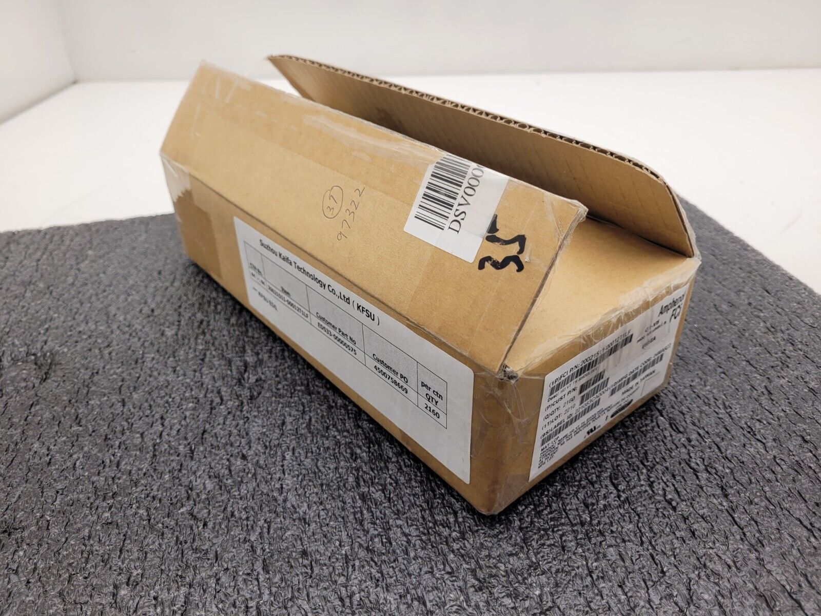 ~2k Amphenol 1P20021511-00012T1LF HD VT TH SHOULDED CONN HEADER SMD 12POS 1.27MM