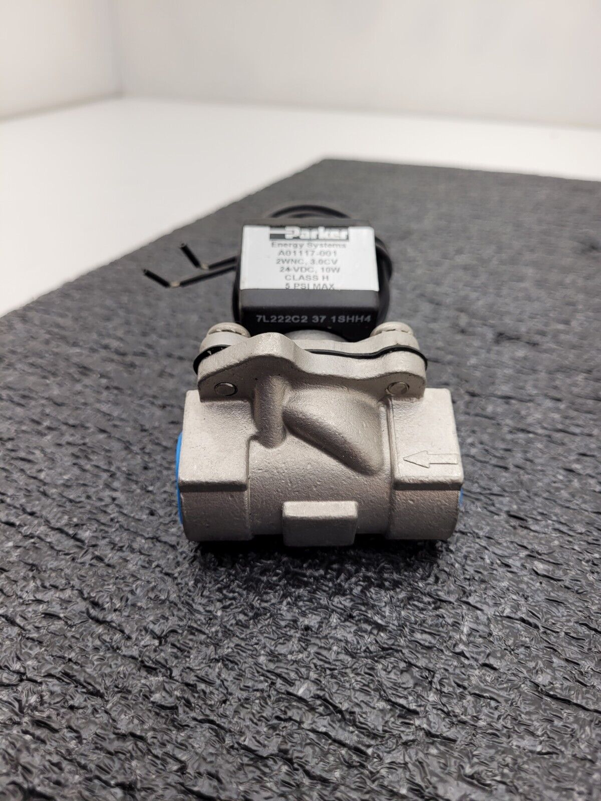PARKER Pneumatic Solenoid Valve 33329 72218RN3TV00 Direct Lift SS 3/8" 24VDC