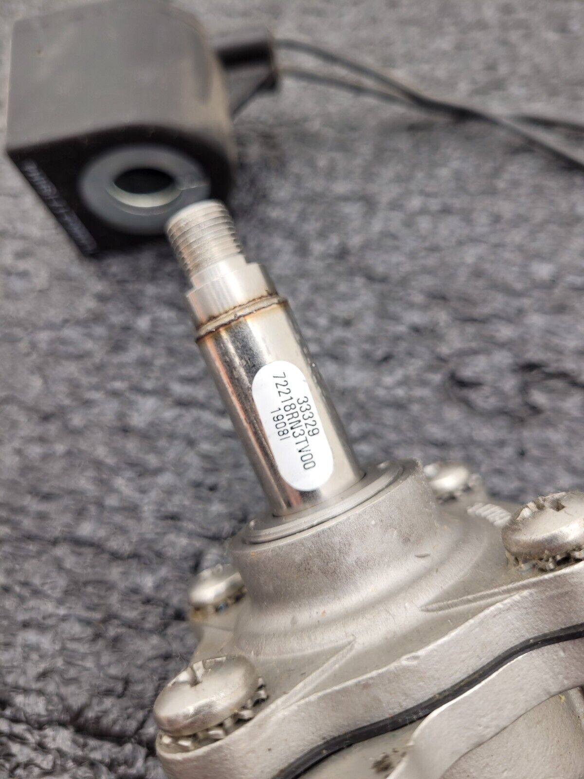 PARKER Pneumatic Solenoid Valve 33329 72218RN3TV00 Direct Lift SS 3/8" 24VDC