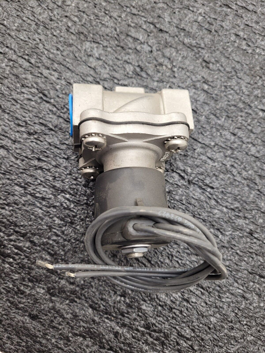 PARKER Pneumatic Solenoid Valve 33329 72218RN3TV00 Direct Lift SS 3/8" 24VDC
