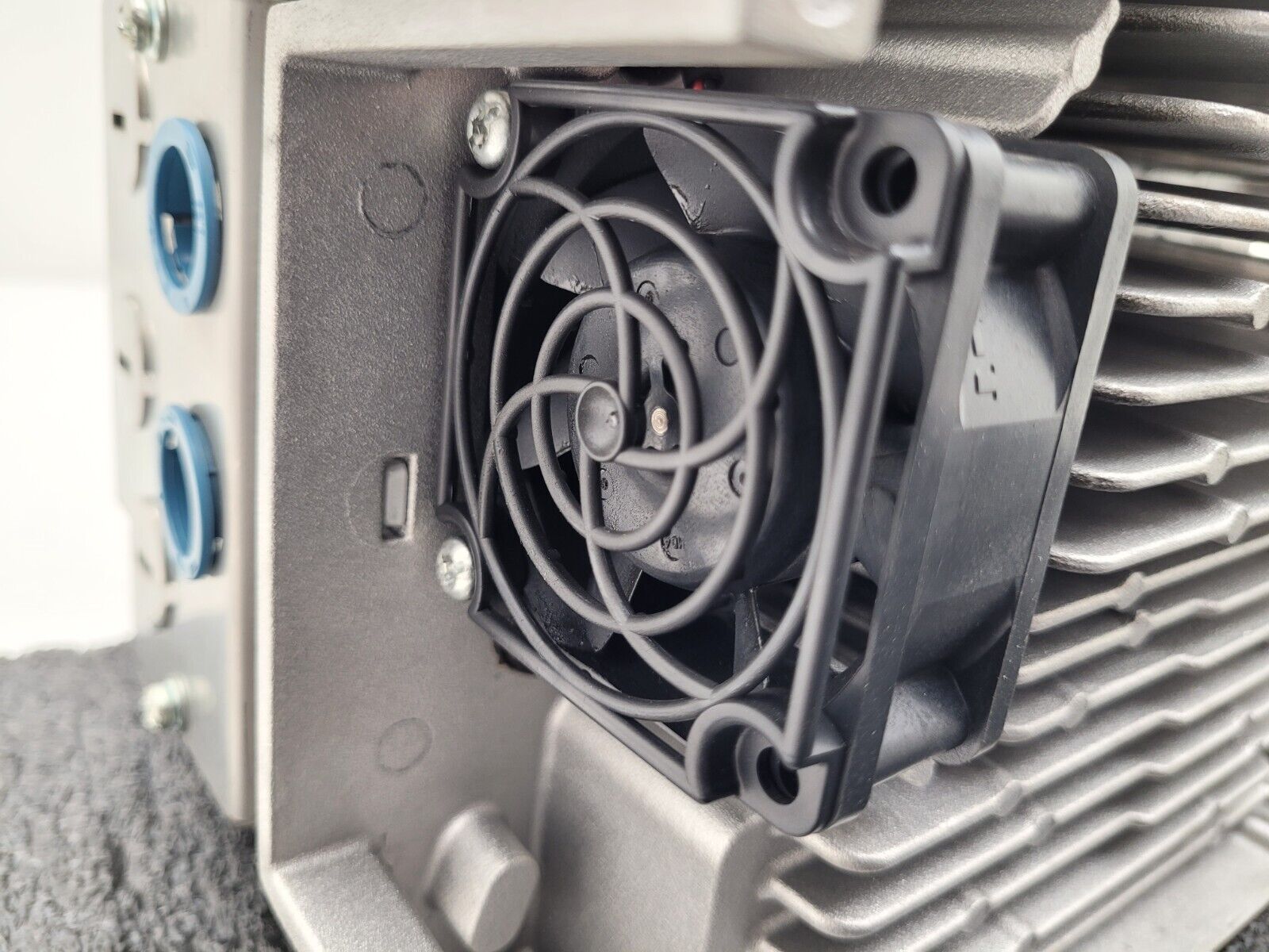 Allen Bradley 20AD8P0A3AYNNNC0 /A PowerFlex 70 480V 5HP AC VFD Motor Drive 2014