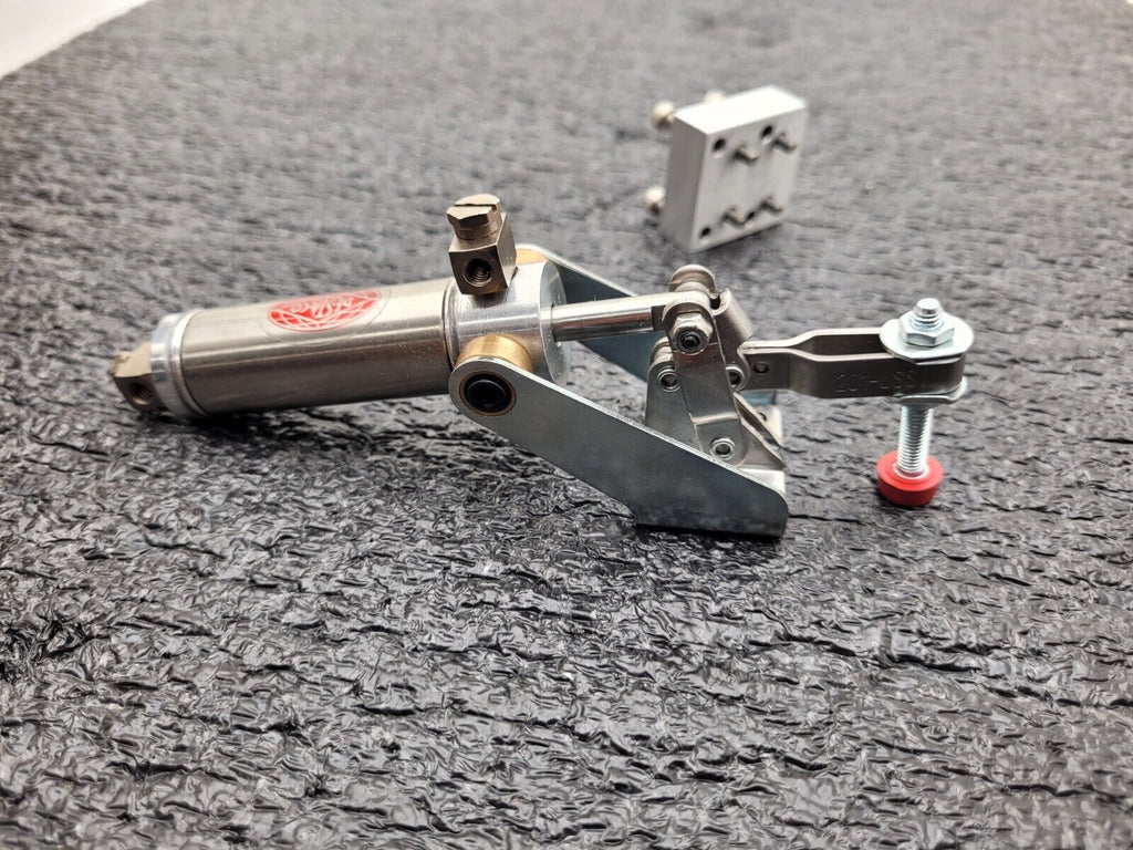 De-Sta-Co Swing Toggle Pneumatic Clamp 201-USS / 812010-MR + Mount