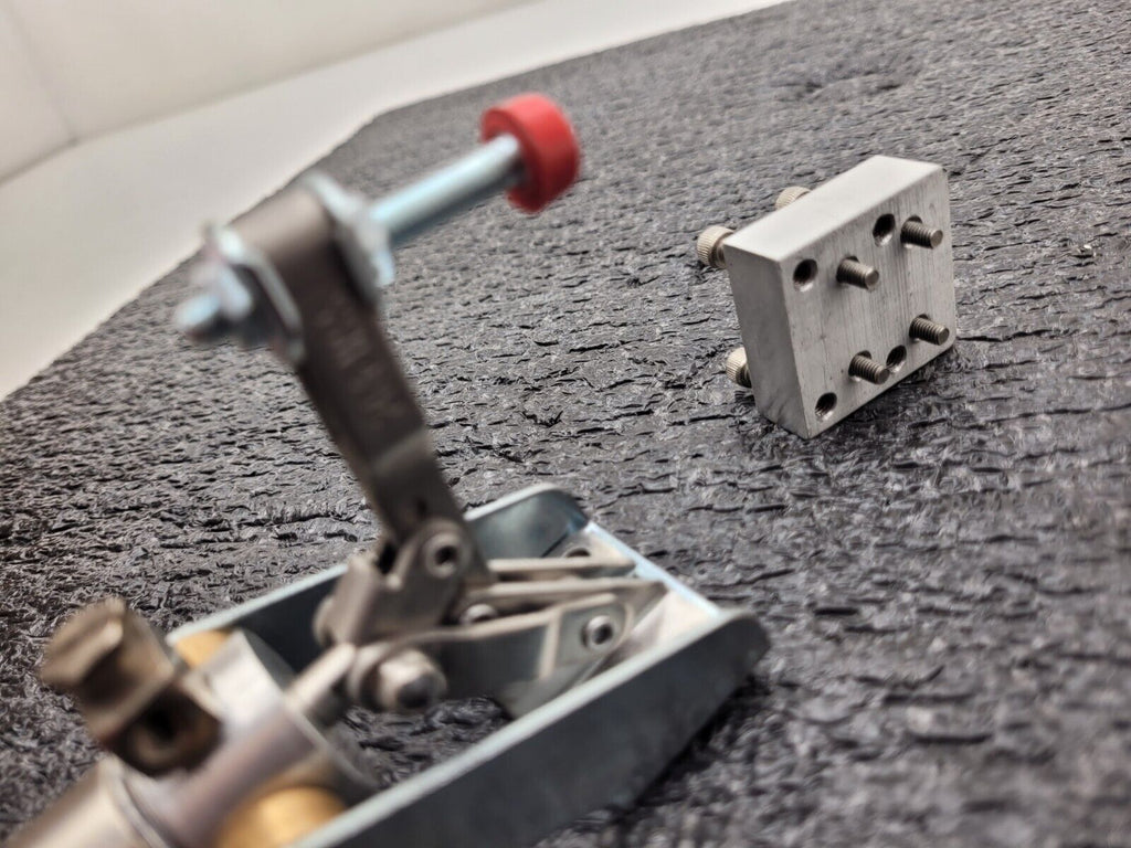 De-Sta-Co Swing Toggle Pneumatic Clamp 201-USS / 812010-MR + Mount