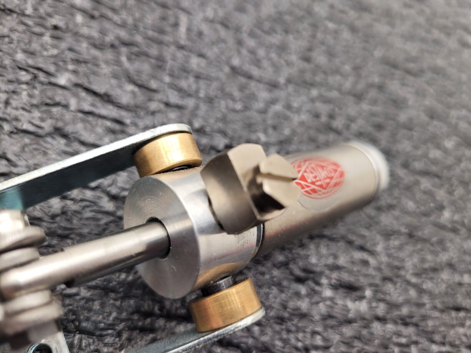 De-Sta-Co Swing Toggle Pneumatic Clamp 201-USS / 812010-MR + Mount