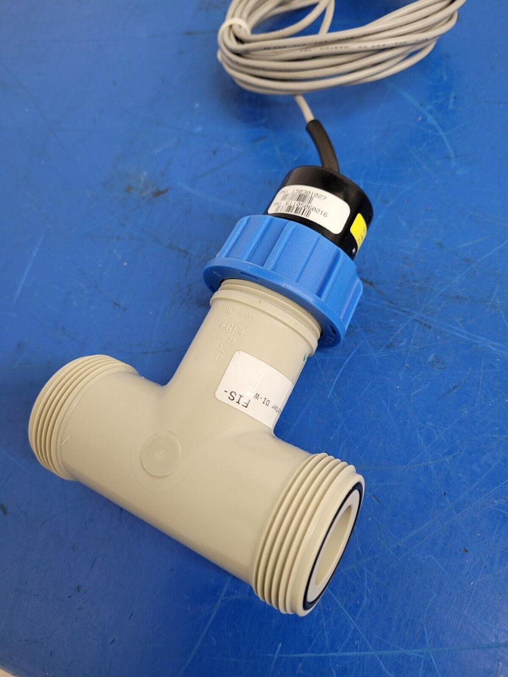 2x George Fischer 3-2536-T0-RE1, 150301027 Paddlewheel Flow Sensor DN25 EPDM Tee