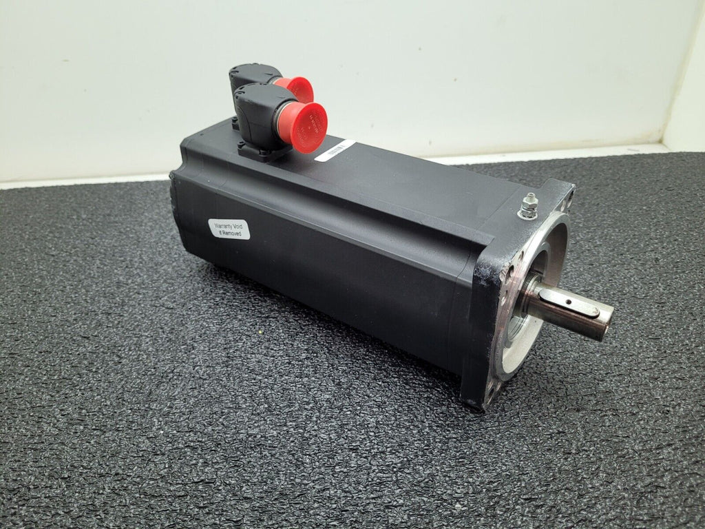 Radwell  Schneider Electric SH31003P11A2000 AC Servo Motor 6000rpm 2013 Date