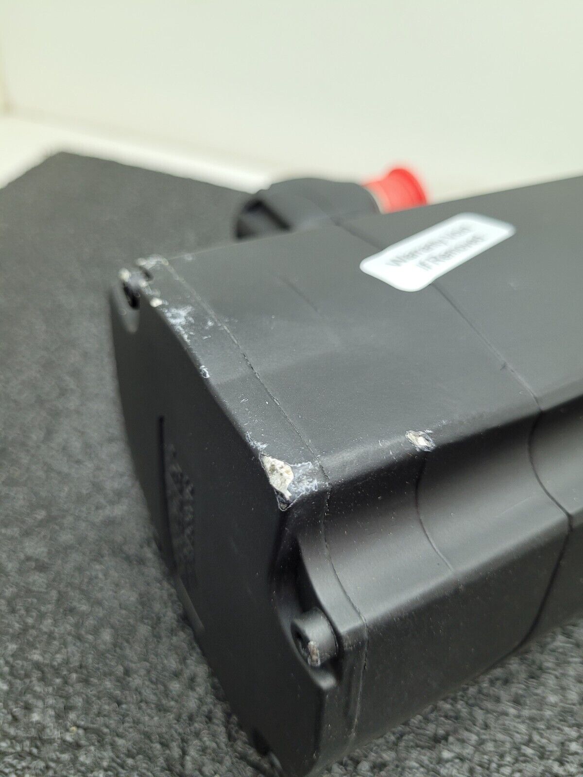 Radwell  Schneider Electric SH31003P11A2000 AC Servo Motor 6000rpm 2013 Date