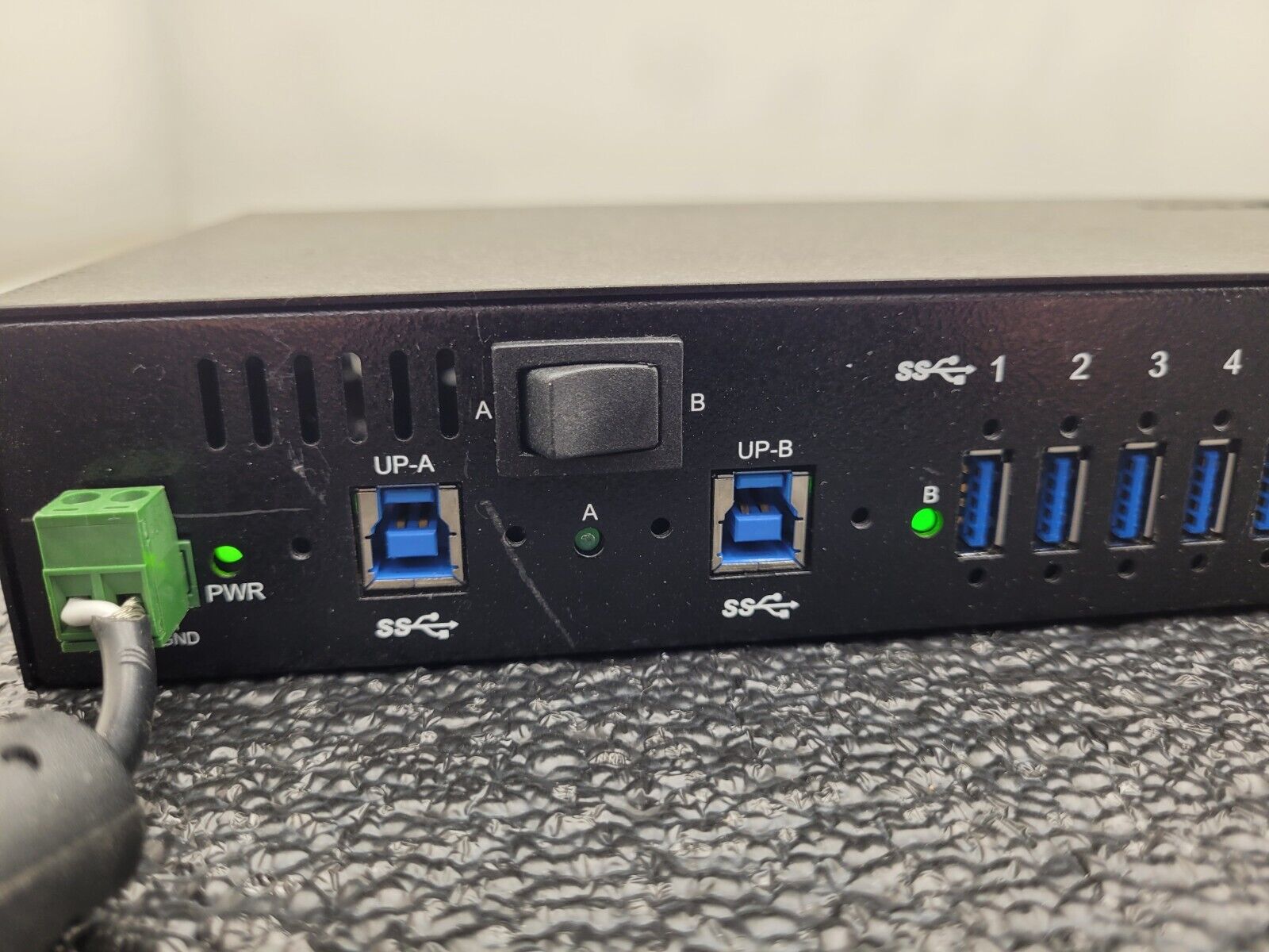 COOLGEAR USB3-16U1 16 PORT USB 3.2 GEN 1 HUB & ESD SURGE PROTECTION COOL GEAR