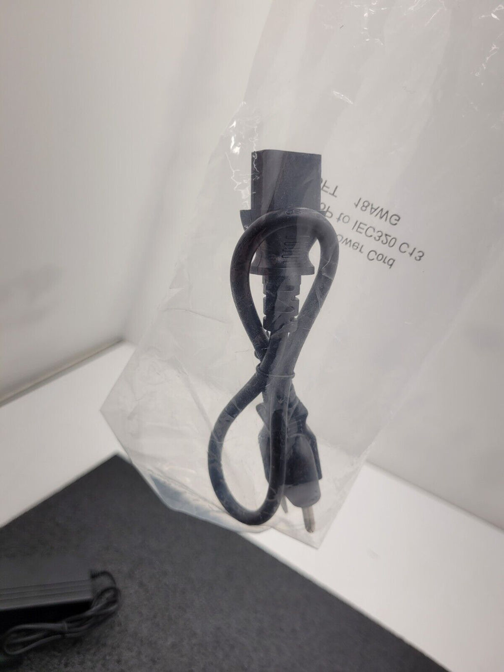 COOLGEAR USB3-16U1 16 PORT USB 3.2 GEN 1 HUB & ESD SURGE PROTECTION COOL GEAR