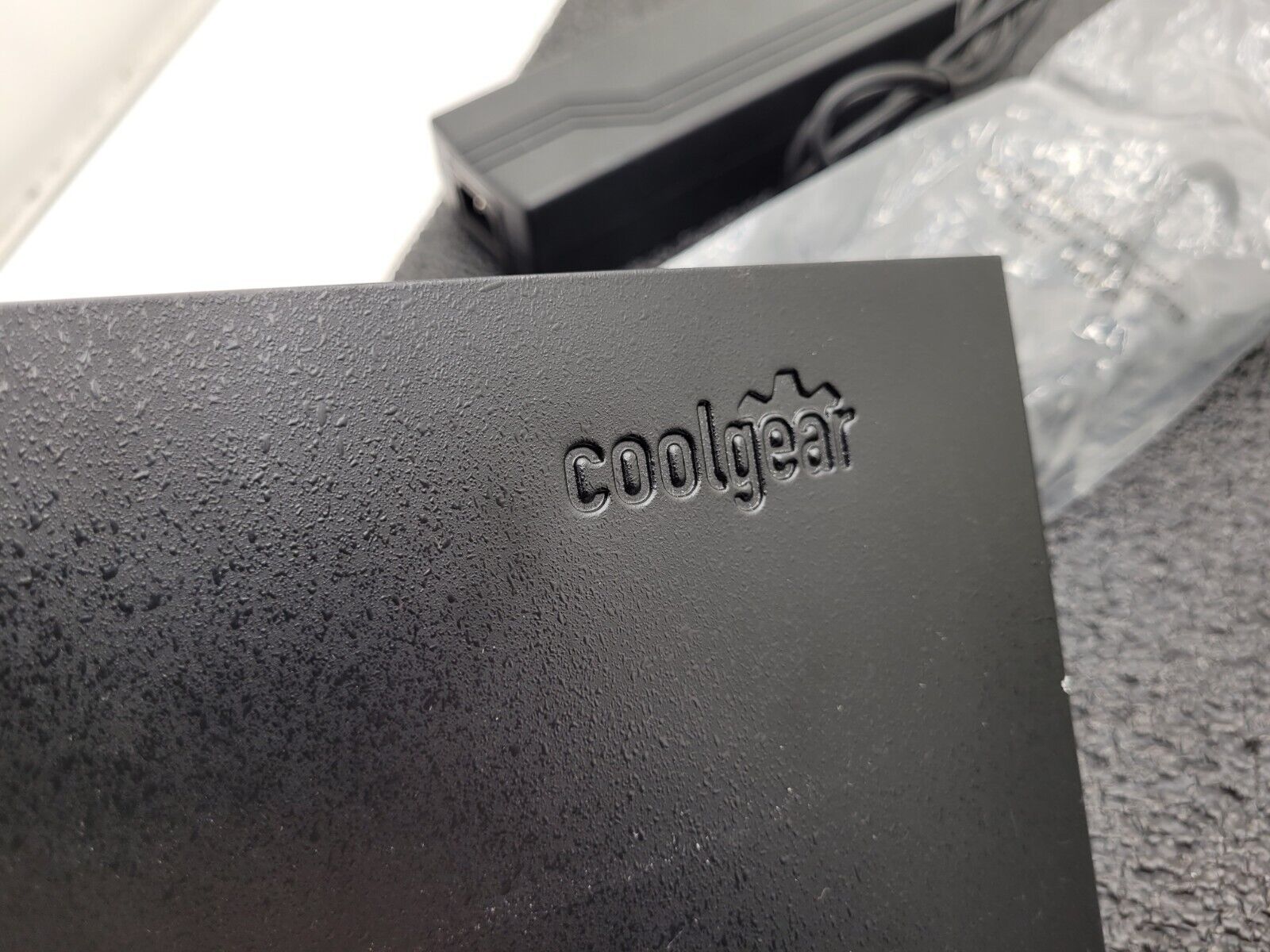 COOLGEAR USB3-16U1 16 PORT USB 3.2 GEN 1 HUB & ESD SURGE PROTECTION COOL GEAR