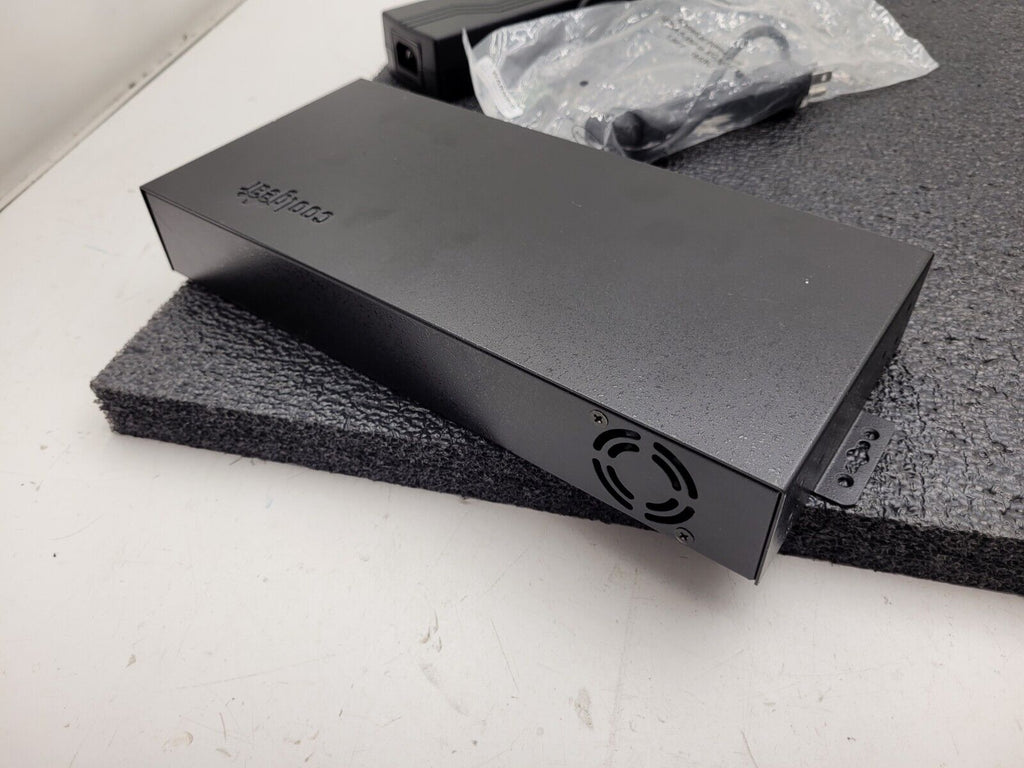 COOLGEAR USB3-16U1 16 PORT USB 3.2 GEN 1 HUB & ESD SURGE PROTECTION COOL GEAR