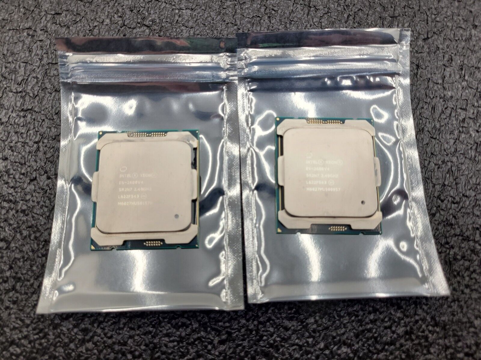 Lot of 2 Intel Xeon E5-2680v4 SR2N7 14 Core 2.4GHz 35MB Cache 120W Processor