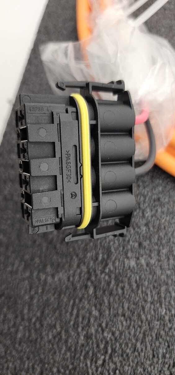 Bucher Mobile Drives EMDY905A0050E25A00 Automotive Power Cable