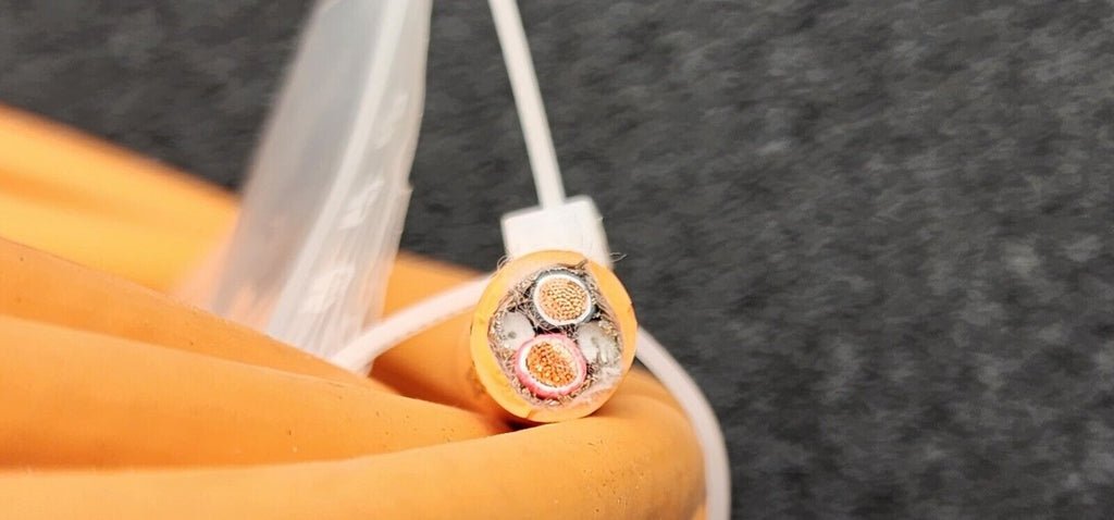 Bucher Mobile Drives EMDY905A0050E25A00 Automotive Power Cable