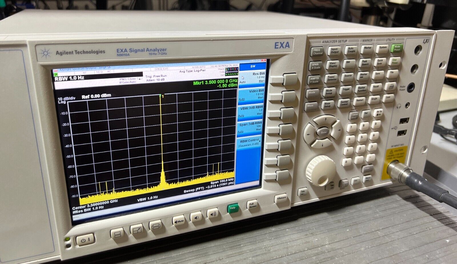 Agilent Keysight N9010A Opt 507 B25 10hz - 7GHz EXA Signal Spectrum Analyzer