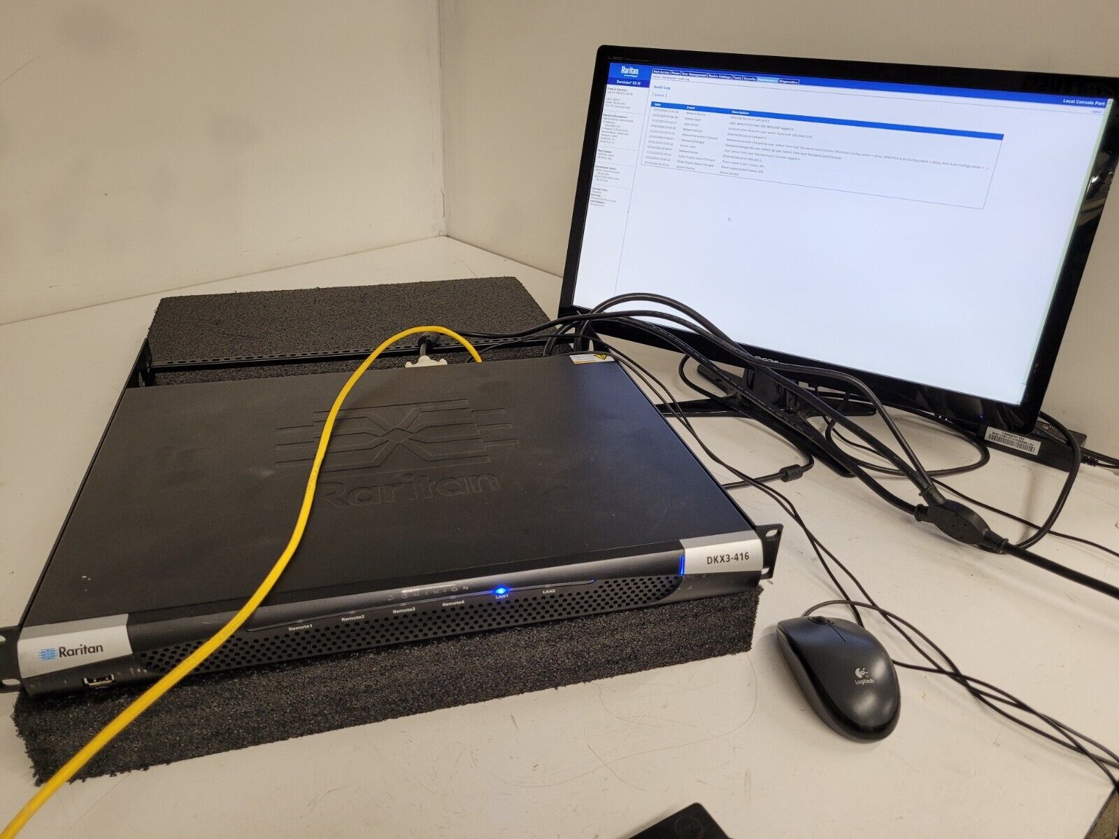 Raritan Dominion KX III DKX3-416 16-Port KVM Over IP Switch Tested Working