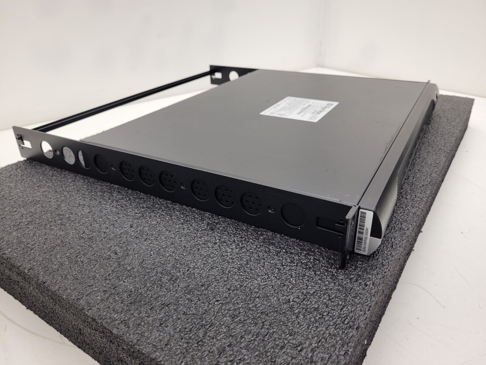 Raritan Dominion KX III DKX3-416 16-Port KVM Over IP Switch Tested Working