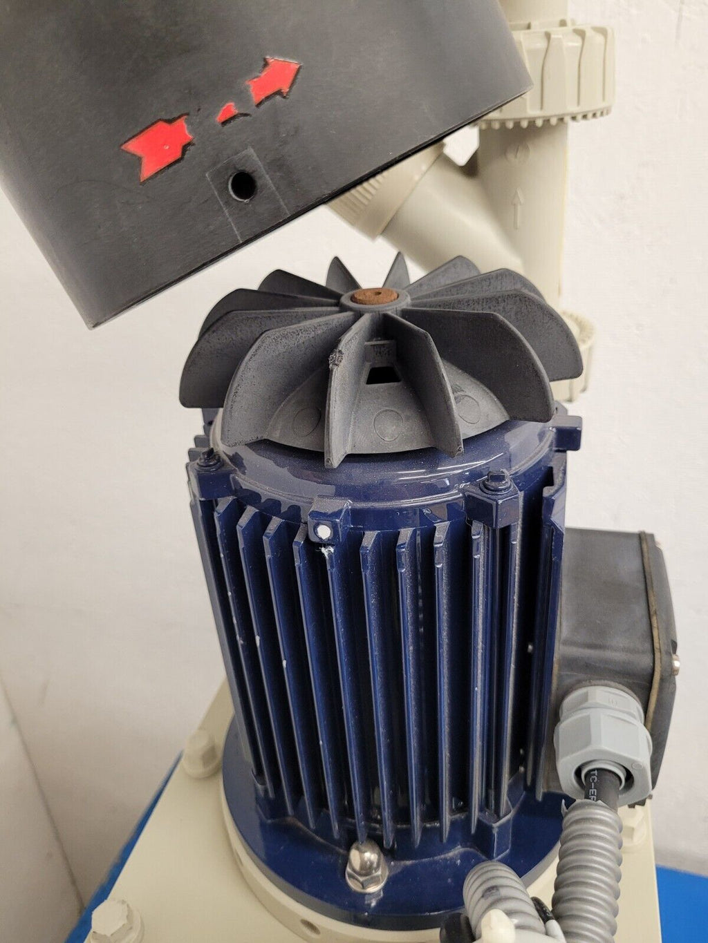 Renner RTL-PP-16 Thermoplastic Vertical High Purity Chemical Sump Pump