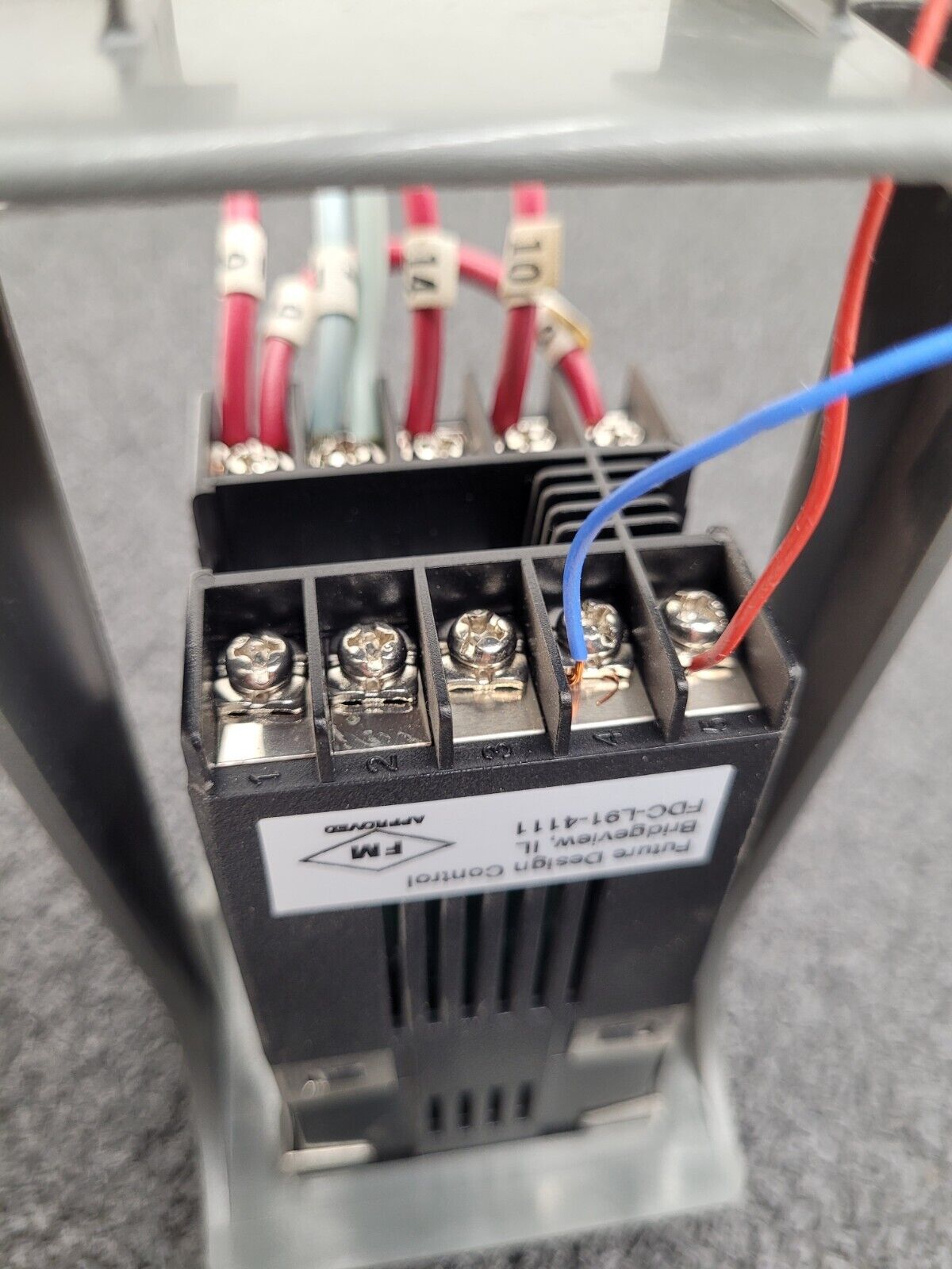 Future Design Controls FDC-L91 Dual Output Relay 90-264VAC Power T/C PT100 mA In
