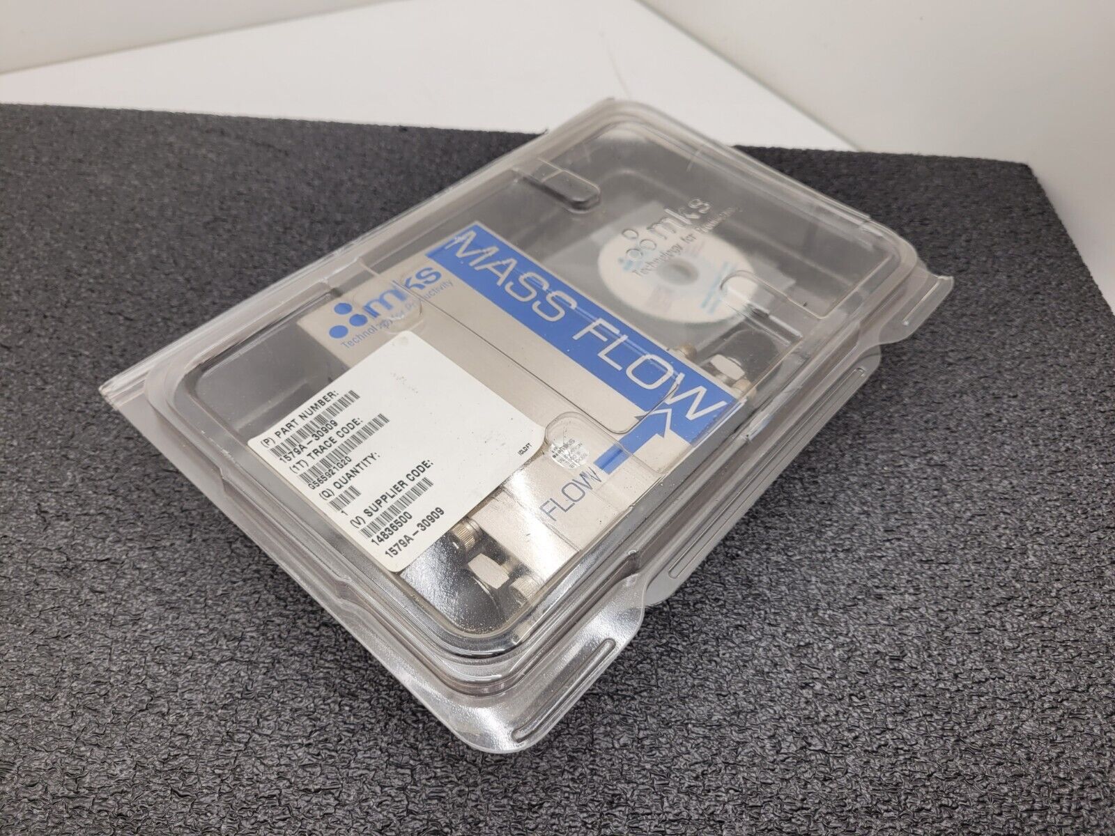MKS 1579A-30909 Viton Seals Mass Flow Controller 100 slm 50% SiHCl3/H2 NOS