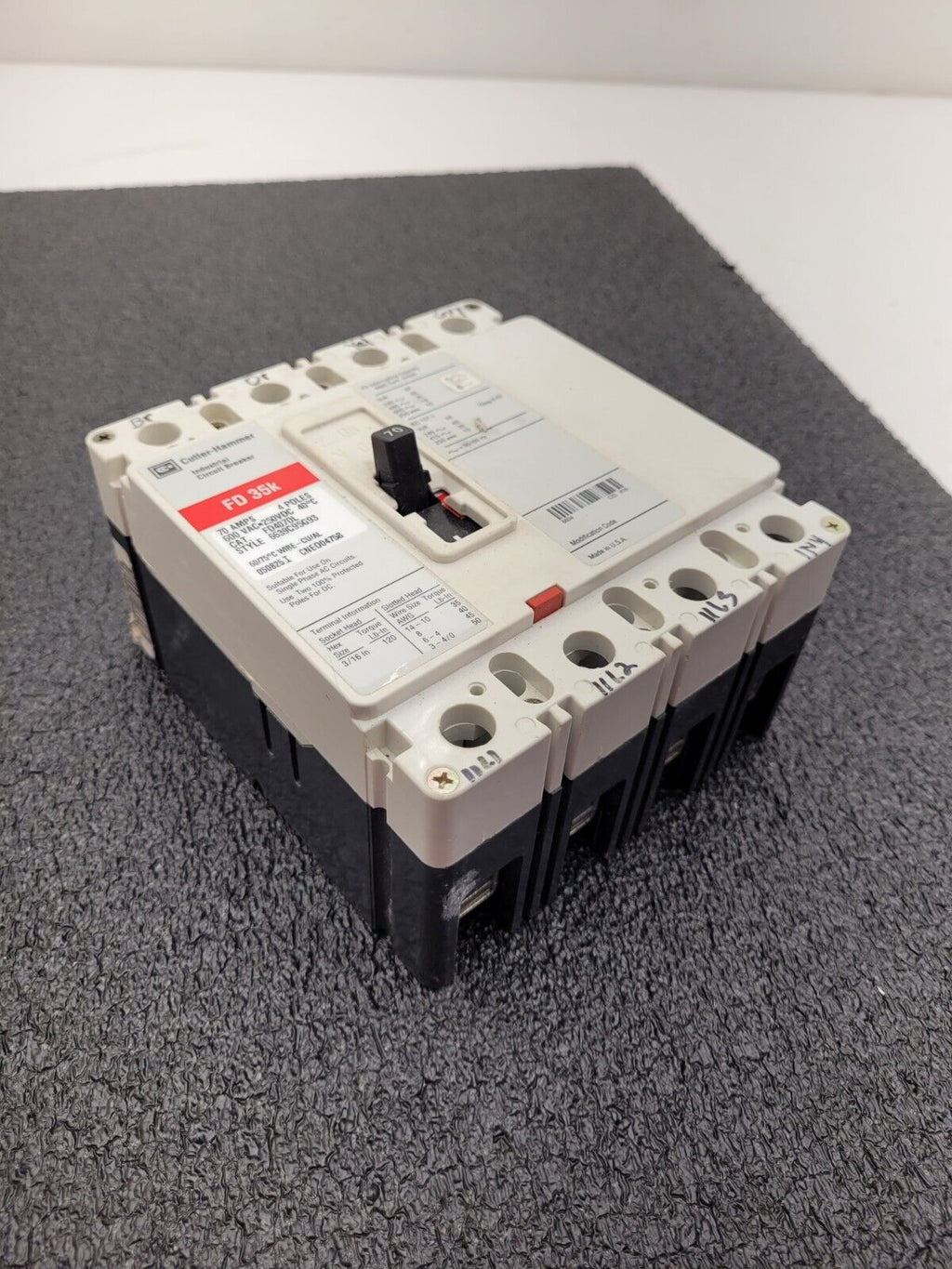 Cutler Hammer FD 35K FD3070L 70A 600 VAC 250 VDC 4-Pole Circuit Breaker