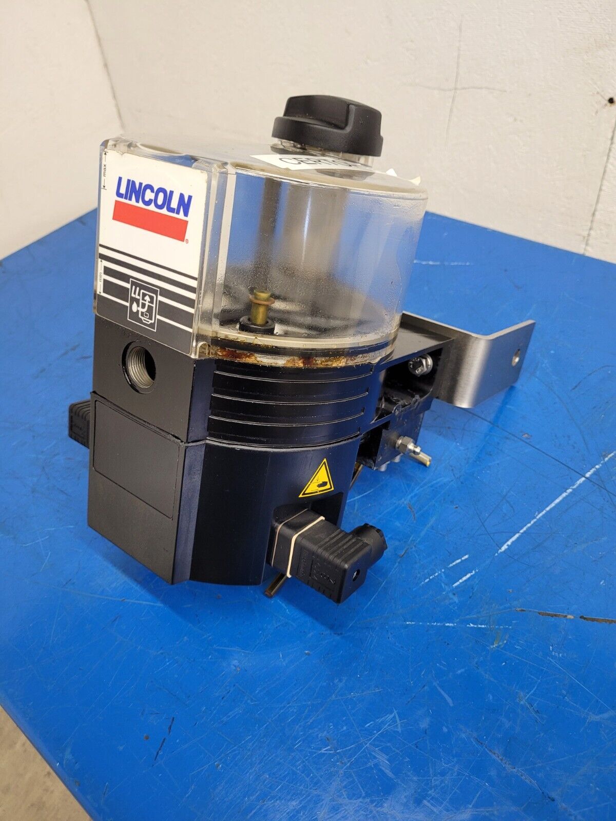 Lincoln Automatic Lubrication QuickLub Grease Pump P31131411110 24VDC 1200PSI