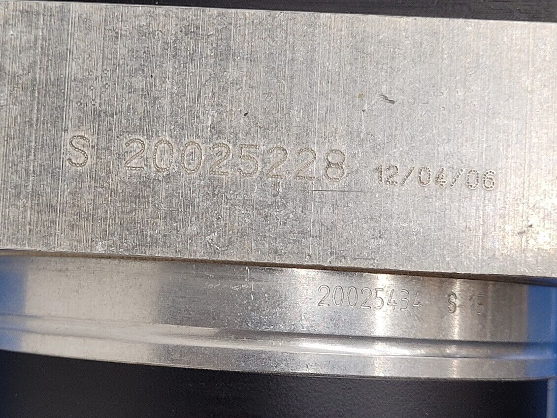 Rexroth Indramat MHD071B-061-NP0-UN Permanent Magnet Servo Motor Alpha Gearhead
