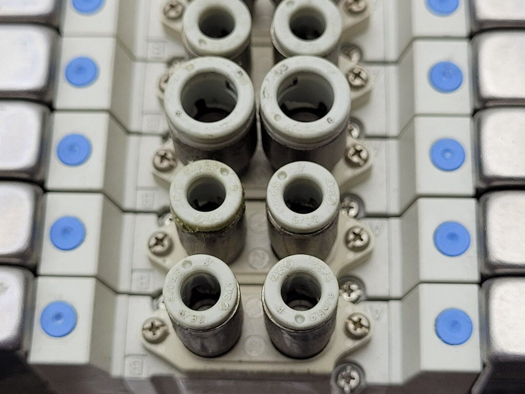 SMC Pneumatic Valve Block Solenoid Manifold 24VDC 6 Valves SY3220-5LOZ-M5 SY3000