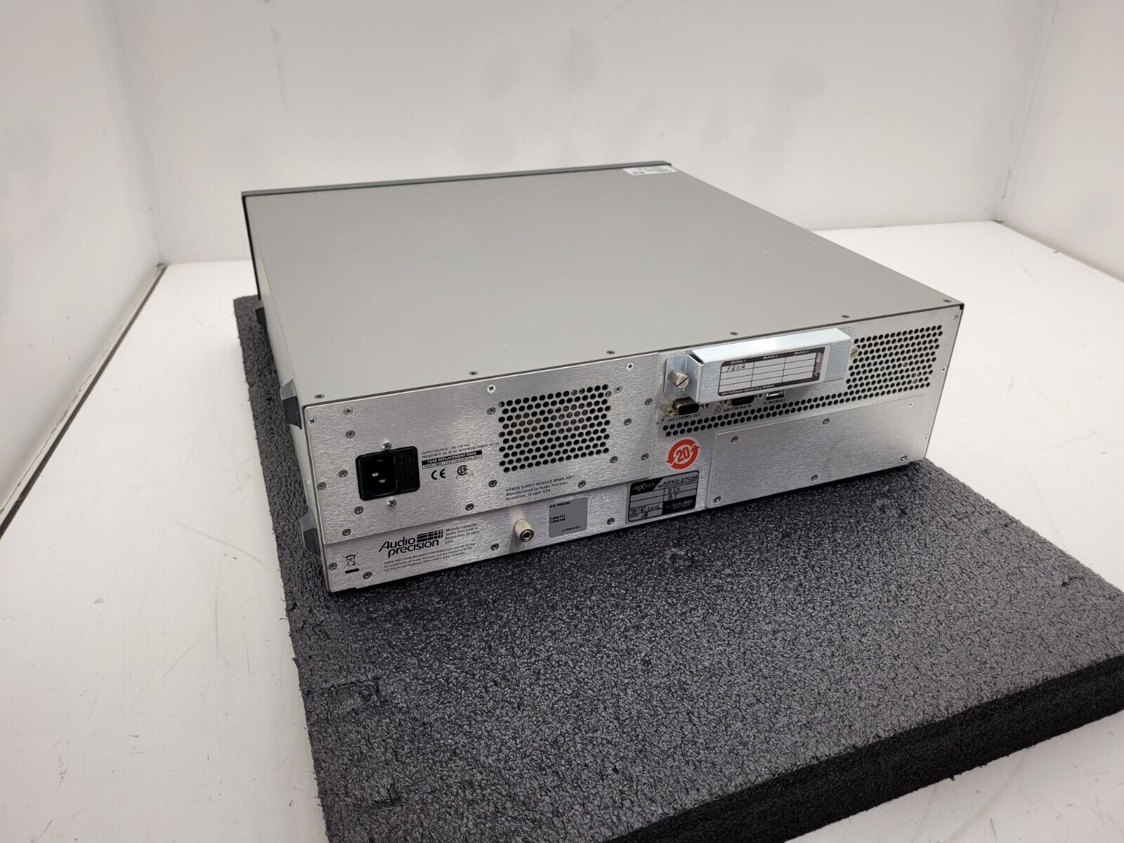 Audio Precision APX-525 Audio Analyzer Digital I/O Bluetooth and 2x Analog Input