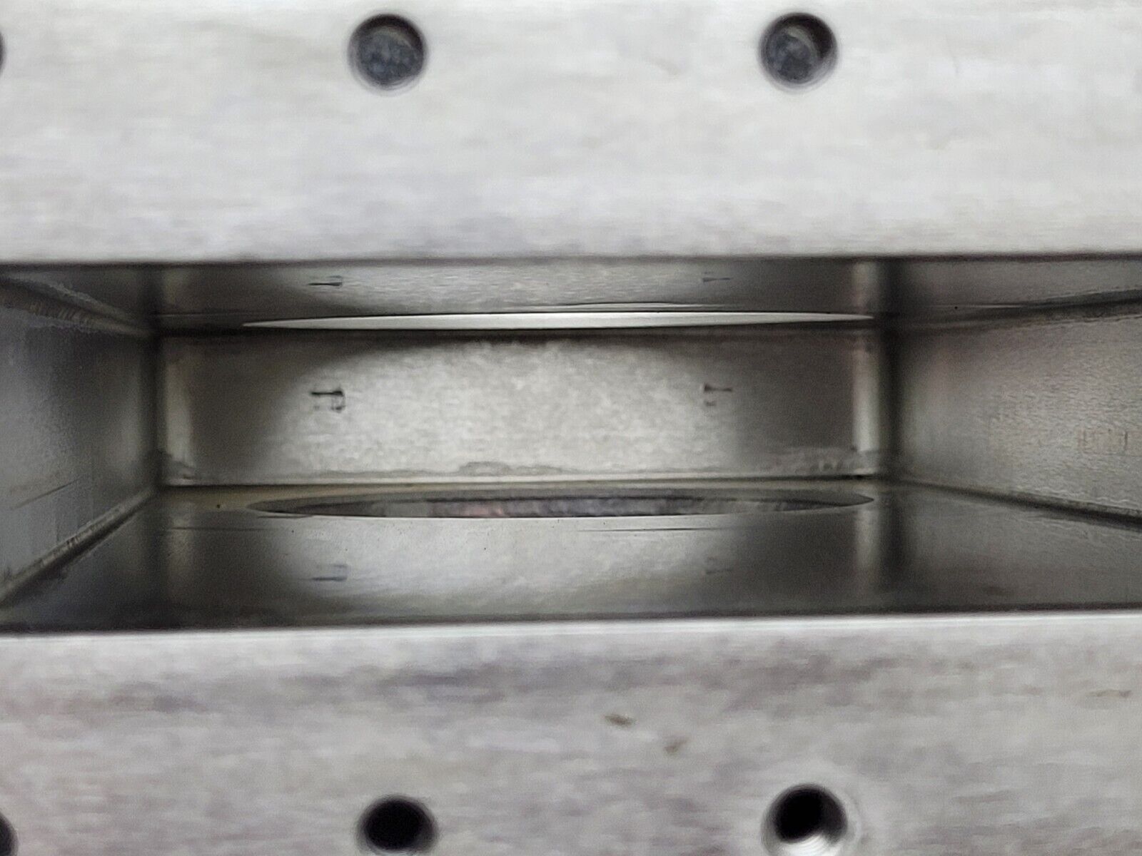 Nor-Cal Ebara Manual Vacuum Gate Valve ISO100 GV-4002-ISO 4" ISO-F 470-158791-00