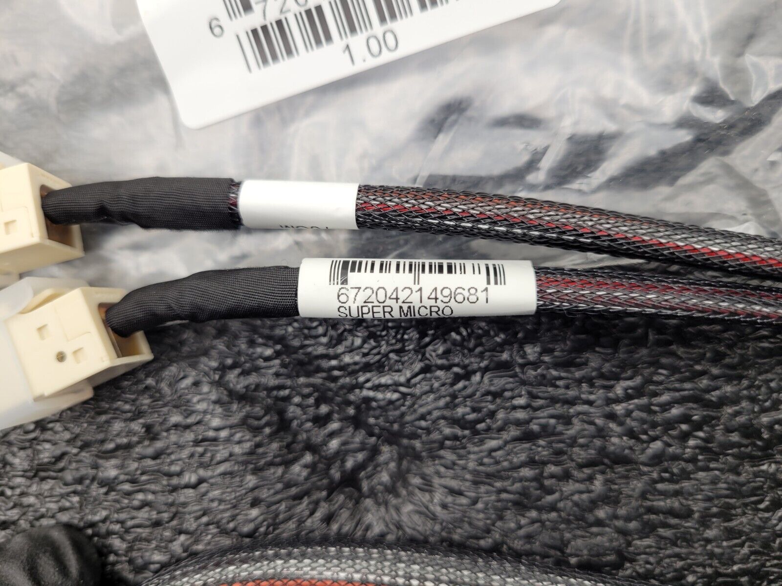 Lot of 2 Supermicro Internal MiniSAS HD PCIe NVMe 12Gbs 70cm Cable CBL-SAST-0590