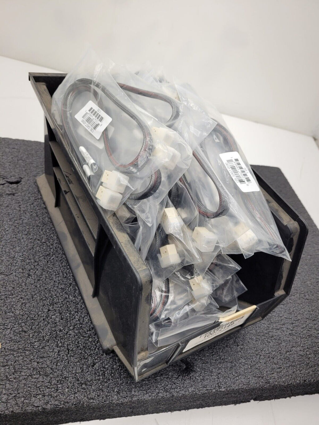 Lot of 2 Supermicro Internal MiniSAS HD PCIe NVMe 12Gbs 70cm Cable CBL-SAST-0590