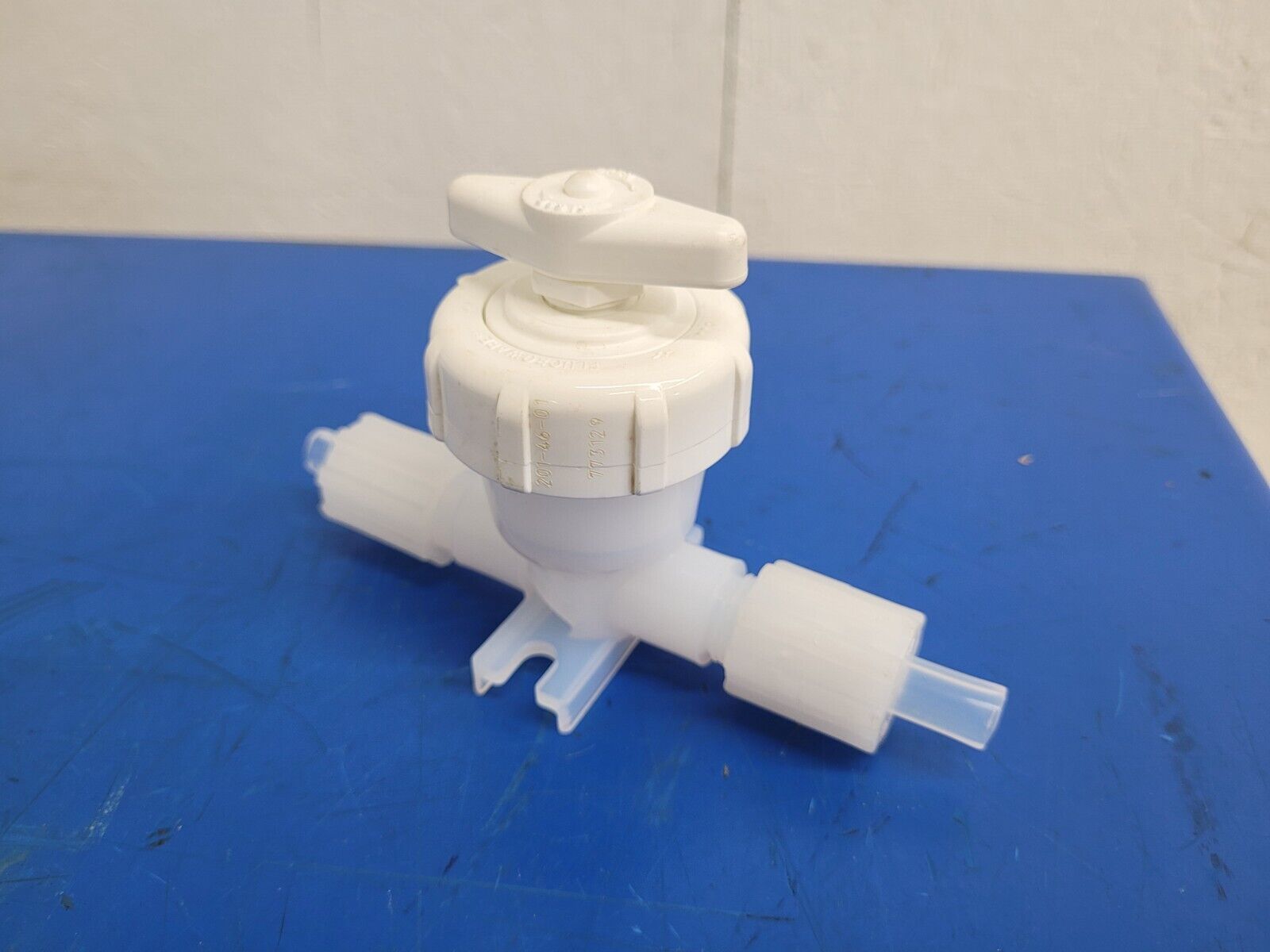 Lot of 25x Entegris Pnuematic Fluoroware Diaphragm Valve 1/2" Flaretek Fitting