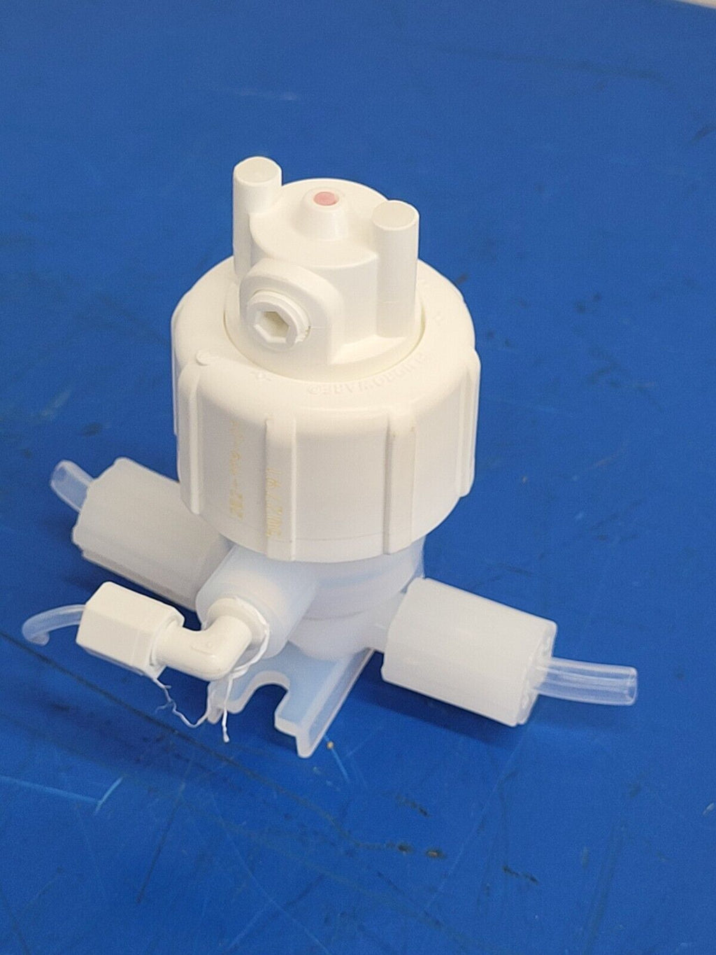 Lot of 25x Entegris Pnuematic Fluoroware Diaphragm Valve 1/2" Flaretek Fitting
